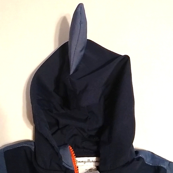 Tommy Bahama Shark Jacket 18mths) - Picture 2 of 12